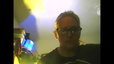 Snapshot of katherinelynn8685 chatting on 06-04-26, 02:39 katherinelynn8685 online show from 06-04-26, 02:39