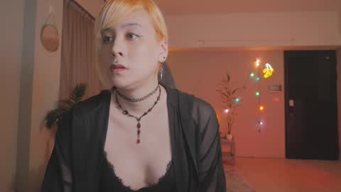 Snapshot of katherynlin chatting on 02-11-26, 11:26 Kathy online show from 02-11-26, 11:26