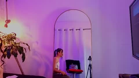 Sofia online show from 06-20-26, 11:35
