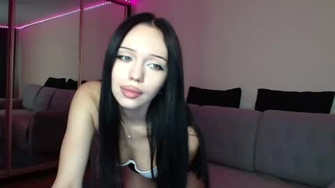 Snapshot of kathrineberry chatting on 09-28-25, 06:19 KathrineBerry online show from 09-28-25, 06:19