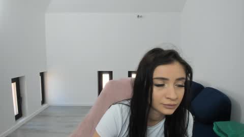 Snapshot of kathy_baby chatting on 03-06-25, 08:08 online show from 03-06-25, 08:08