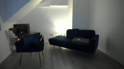 Snapshot of kathy_baby chatting on 10-15-25, 03:39 online show from 10-15-25, 03:39