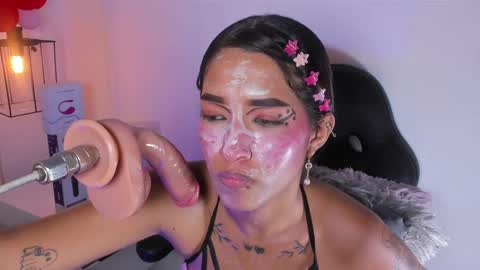 Snapshot of kathy_naughty1 chatting on 02-19-25, 06:21 Khaty online show from 02-19-25, 06:21