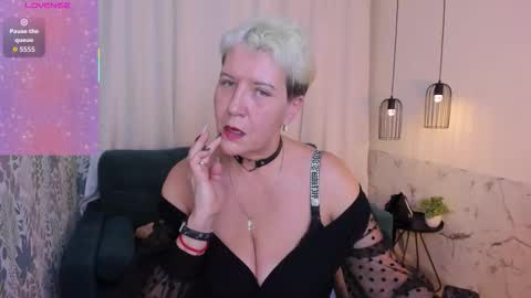 Snapshot of kathy_sunn chatting on 03-01-26, 01:24 Kathy online show from 03-01-26, 01:24