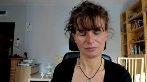 Snapshot of kathysky40 chatting on 10-25-25, 01:51 KATHY online show from 10-25-25, 01:51