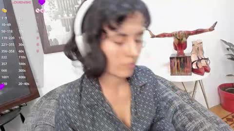 Snapshot of katia_12_ chatting on 03-05-25, 12:27 katia_12_ online show from 03-05-25, 12:27