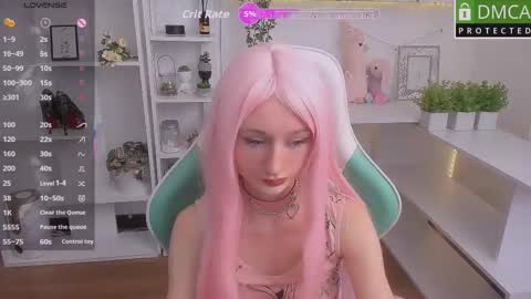 Katia  online show from 09-16-25, 05:52