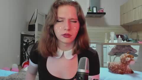 KatieNPZD online show from 04-28-26, 02:27