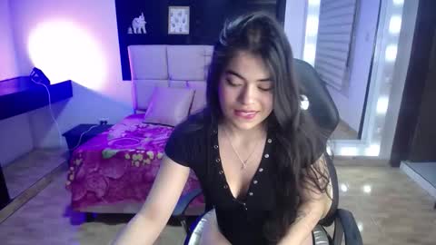 Snapshot of katia_pretty_ chatting on 02-06-26, 03:44 katia_pretty_ online show from 02-06-26, 03:44