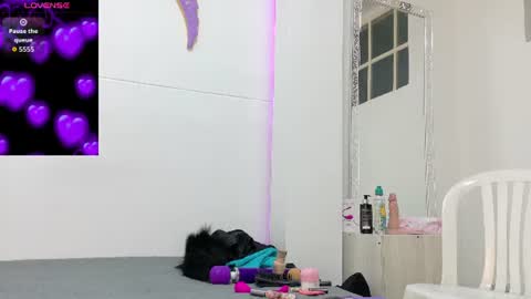. . KATIA . . online show from 06-10-26, 07:13