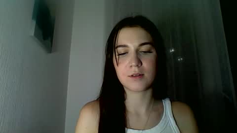 katie_foxi online show from 10-10-25, 05:23