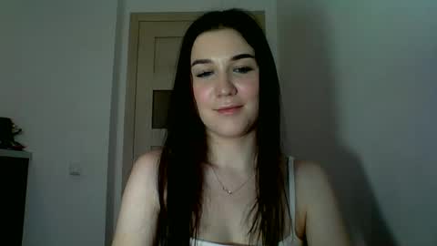 katie_foxi online show from 05-20-26, 04:02