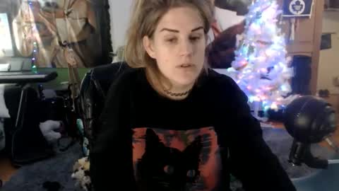 Snapshot of katiecutie_5 chatting on 01-09-25, 07:42 Katie online show from 01-09-25, 07:42