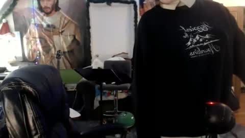 Snapshot of katiecutie_5 chatting on 01-15-25, 05:08 Katie online show from 01-15-25, 05:08