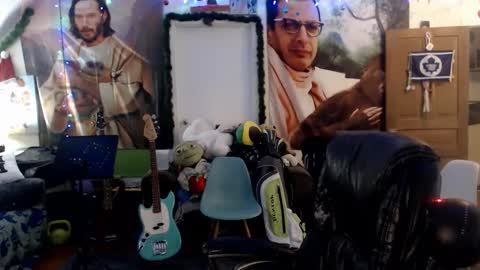 Snapshot of katiecutie_5 chatting on 03-01-25, 05:20 Katie online show from 03-01-25, 05:20