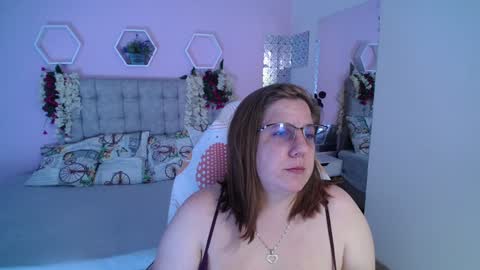 Katherine online show from 01-12-25, 03:36