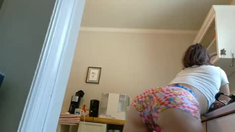Snapshot of katieericson13 chatting on 06-30-26, 04:08 Kate online show from 06-30-26, 04:08