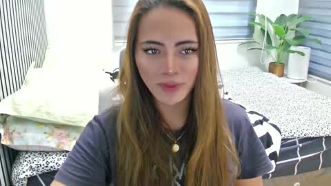 katiefrox  online show from 02-10-25, 06:20