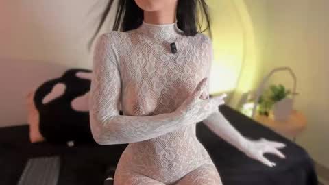 Katy  IGPeach kat666 online show from 05-25-26, 12:00