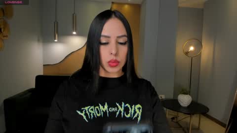 Kate Stonne online show from 12-17-24, 03:28