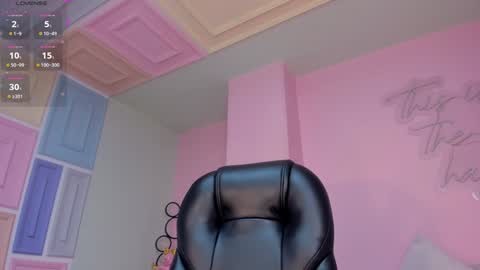 Kate Stonne online show from 12-29-24, 09:17