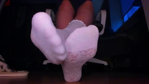 Snapshot of katiewoww chatting on 02-10-26, 04:38 Miss Katie online show from 02-10-26, 04:38