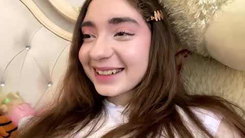 Snapshot of katinaflatau chatting on 05-16-26, 02:49 Rosie online show from 05-16-26, 02:49