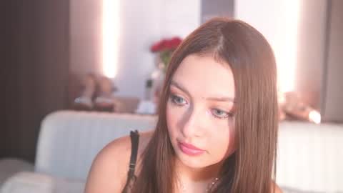 K A T L Y N  online show from 07-18-26, 06:23