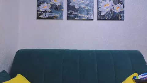 katniss_k online show from 06-26-26, 05:01