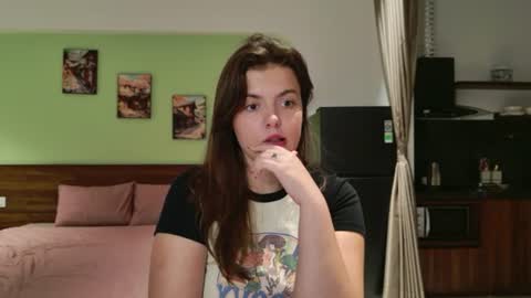 Snapshot of katnotcat chatting on 08-04-26, 05:37 katnotcat online show from 08-04-26, 05:37