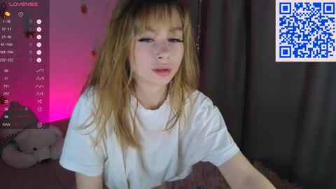 Snapshot of katrin_james chatting on 01-12-26, 12:05 Kate online show from 01-12-26, 12:05