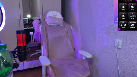   naked in pvt show 100 tk online show from 02-01-25, 06:19