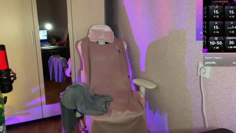   naked in pvt show 100 tk online show from 02-03-25, 08:57