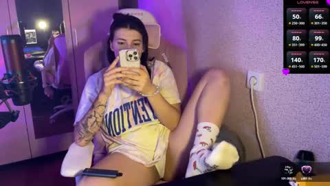   naked in pvt show 100 tk online show from 02-10-25, 08:31