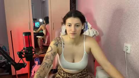   naked in pvt show 100 tk online show from 03-01-25, 05:38