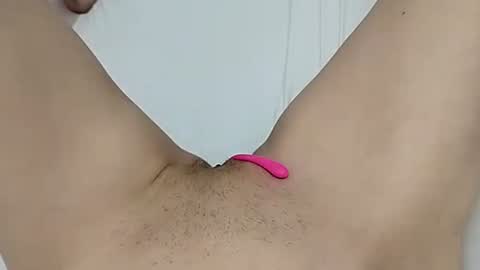 Snapshot of katrinna_arinna chatting on 12-26-24, 02:12 katrina dont forget to give me thumbs up online show from 12-26-24, 02:12