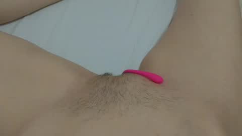 Snapshot of katrinna_arinna chatting on 01-12-25, 02:35 katrina dont forget to give me thumbs up online show from 01-12-25, 02:35