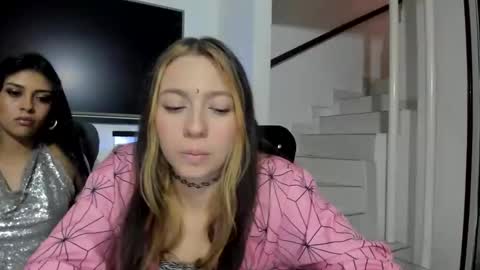 Snapshot of katrinrosex chatting on 09-09-25, 08:41 Katrin online show from 09-09-25, 08:41