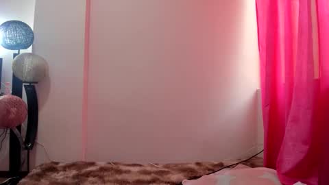 Snapshot of katrinrosex chatting on 11-26-25, 03:02 Katrin online show from 11-26-25, 03:02