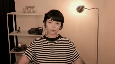 Snapshot of katsurotaro chatting on 10-22-25, 09:47 katsuro online show from 10-22-25, 09:47