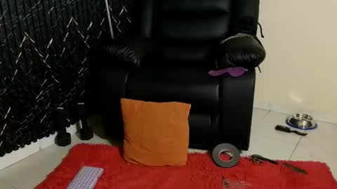 Katt  online show from 09-17-25, 05:03