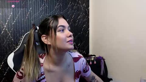 Snapshot of katt_bdsm chatting on 02-04-26, 02:23 Katt online show from 02-04-26, 02:23