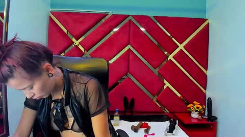 Snapshot of kattalella_luck chatting on 12-03-25, 03:03 kattalella luck online show from 12-03-25, 03:03