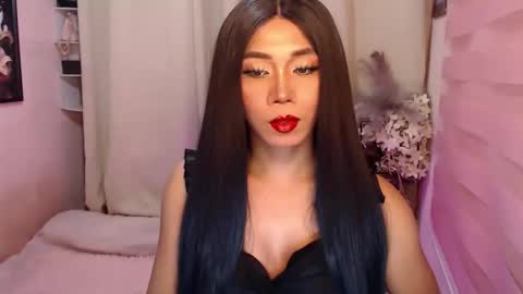 Snapshot of kattiecurrent chatting on 02-02-26, 06:01 Saisy online show from 02-02-26, 06:01