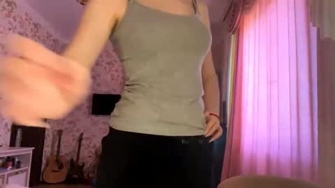 Molly online show from 05-13-26, 05:27