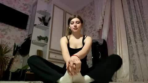 Molly online show from 05-16-26, 07:12