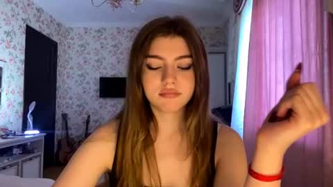 Molly online show from 06-16-26, 01:03