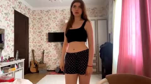 Molly online show from 07-14-26, 06:51