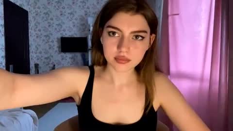 Molly online show from 07-14-26, 03:07
