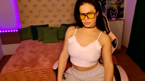 Snapshot of kattiesims chatting on 03-07-25, 04:24 KattieSims online show from 03-07-25, 04:24